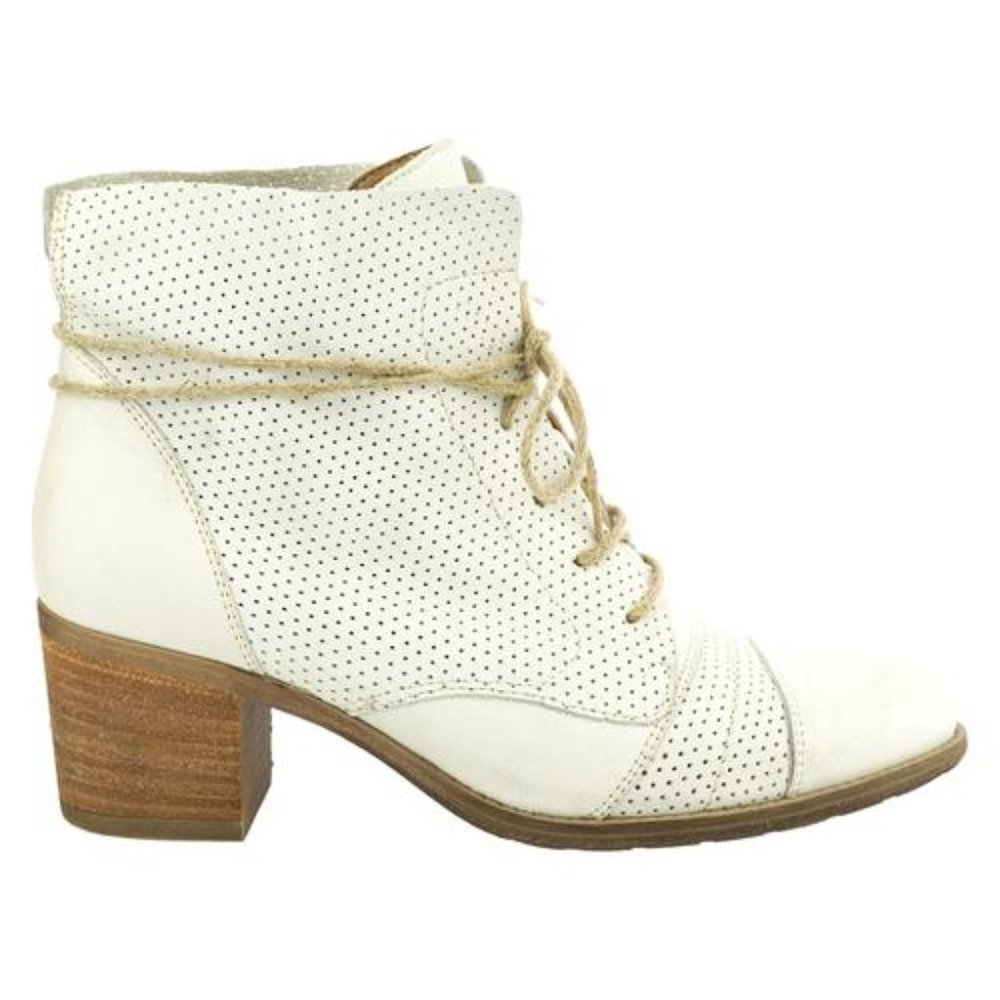 Heeled White Booties Size 41 (10-10.5)
